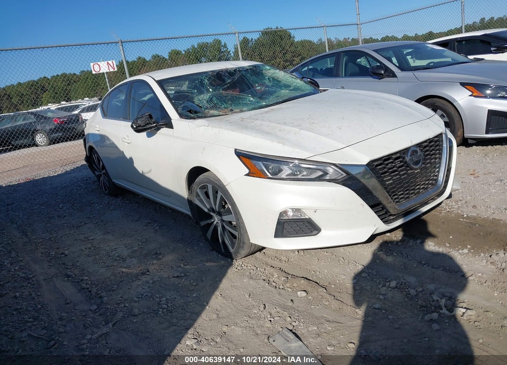 2021 NISSAN ALTIMA SR FWD VIN: 1N4BL4CV3MN381856