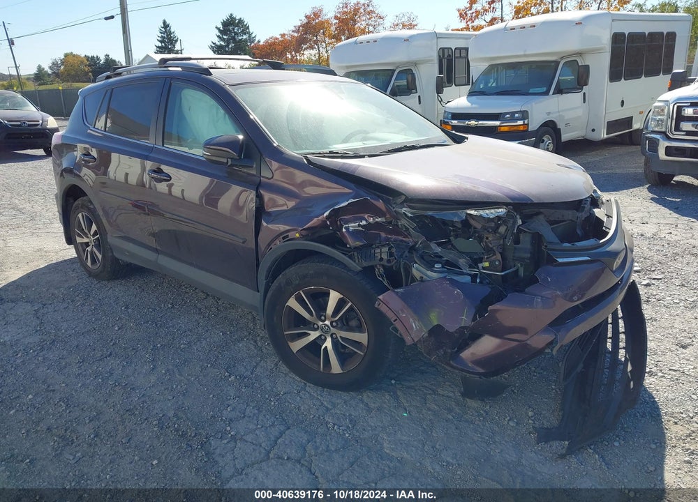 2017 TOYOTA RAV4 XLE VIN: 2T3RFREVXHW641937