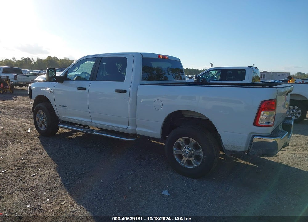 2024 RAM 2500 BIG HORN 4X4 6'4 BOX VIN: 3C6UR5DL5RG283391