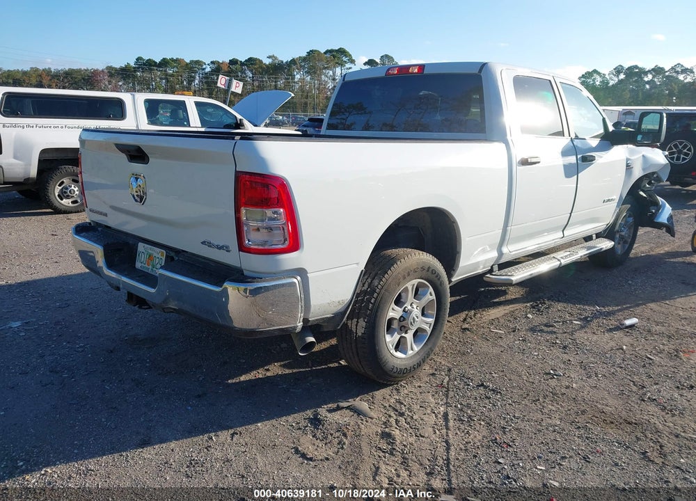 2024 RAM 2500 BIG HORN 4X4 6'4 BOX VIN: 3C6UR5DL5RG283391