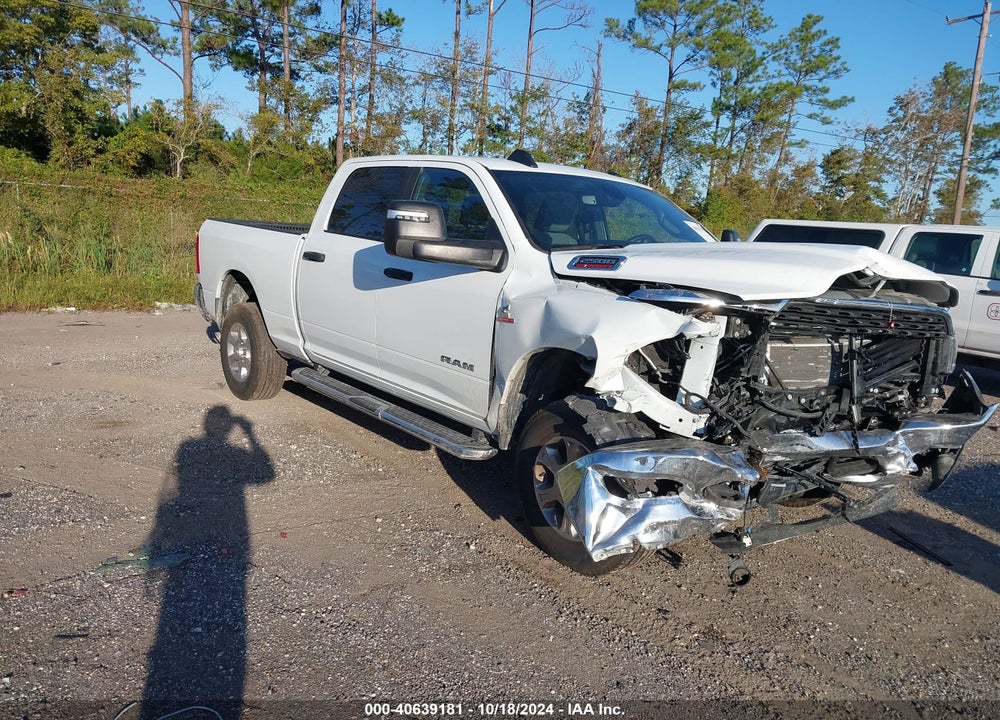 2024 RAM 2500 BIG HORN 4X4 6'4 BOX VIN: 3C6UR5DL5RG283391