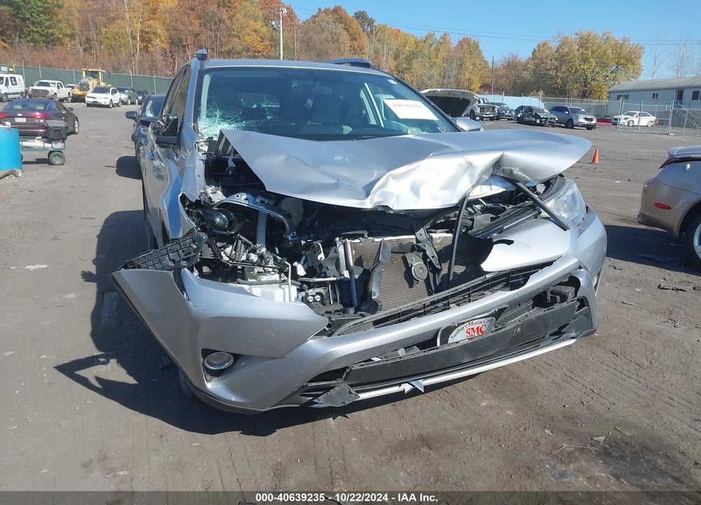 2016 TOYOTA RAV4 XLE VIN: 2T3RFREV6GW525620