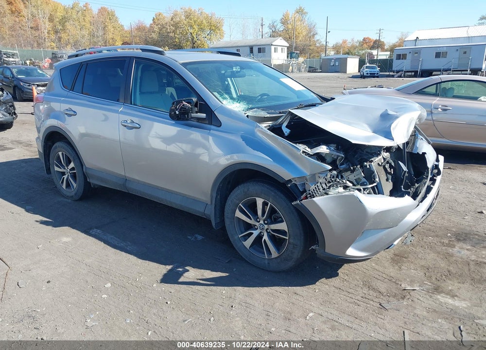 2016 TOYOTA RAV4 XLE VIN: 2T3RFREV6GW525620