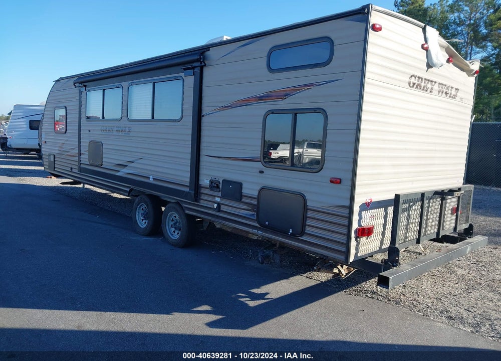 2017 FORESTRIVR GREYWOLF VIN: 4X4TCKB29HK036570