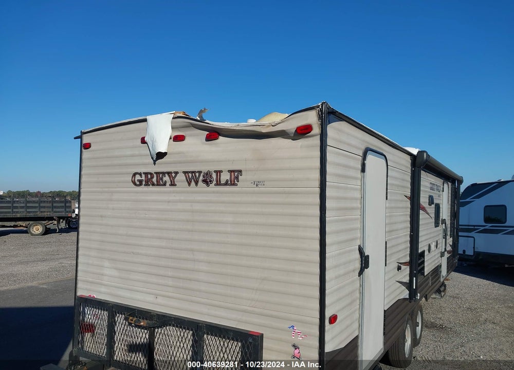 2017 FORESTRIVR GREYWOLF VIN: 4X4TCKB29HK036570