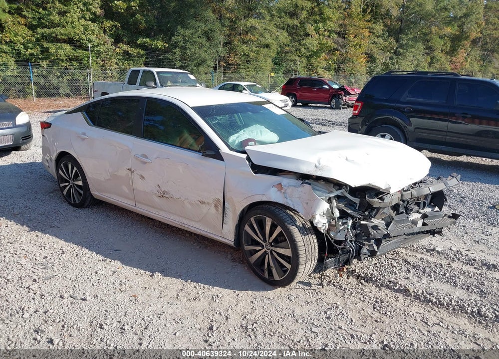 2020 NISSAN ALTIMA SR FWD VIN: 1N4BL4CV8LC200535