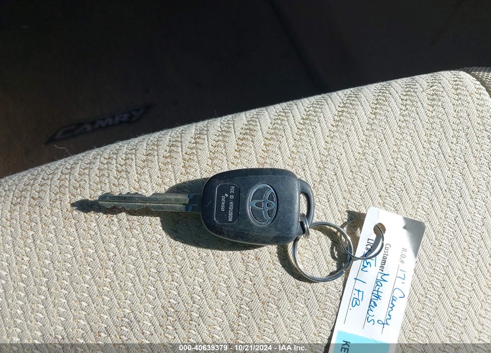 2017 TOYOTA CAMRY LE VIN: 4T1BF1FK0HU295378