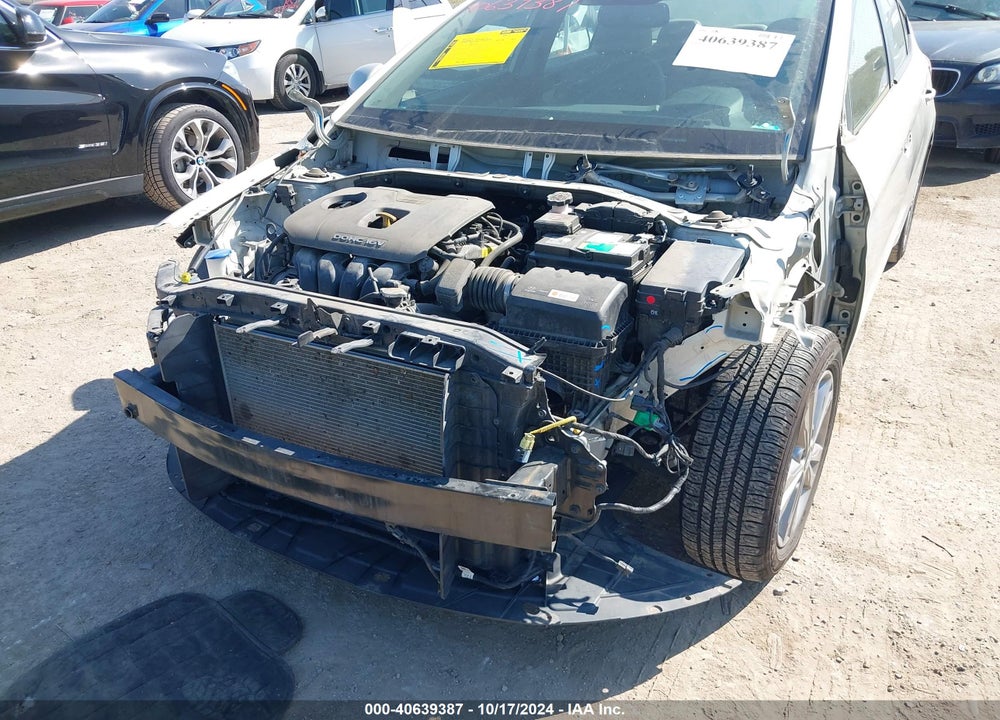 2018 HYUNDAI ELANTRA VALUE EDITION VIN: KMHD84LF9JU543824