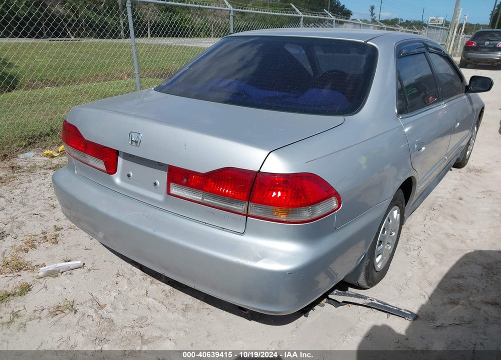 2002 HONDA ACCORD 2.3 VP VIN: 1HGCF86642A036827
