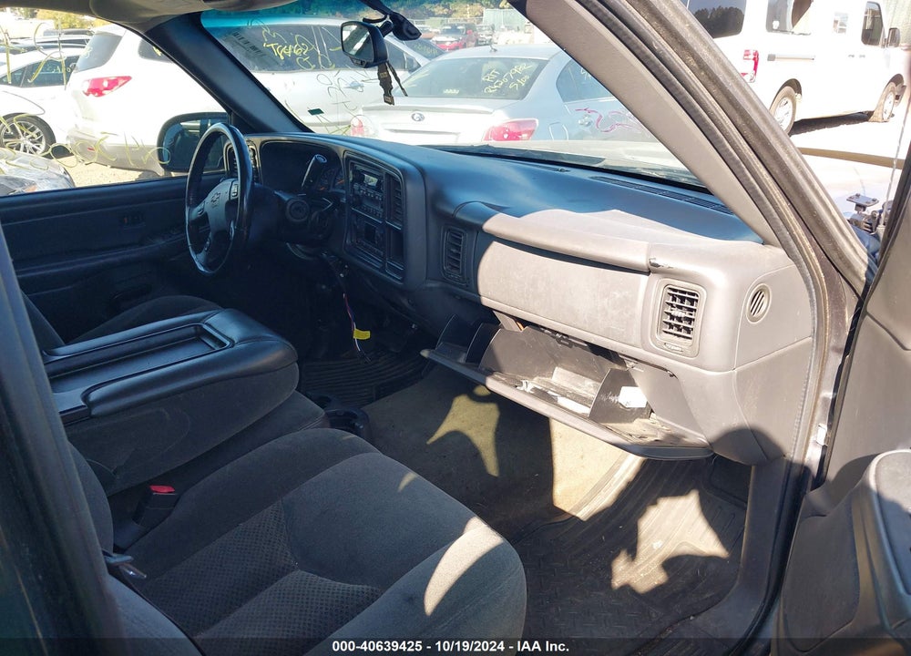 2004 CHEVROLET SILVERADO 2500 LS VIN: 1GCGK23U34F107887