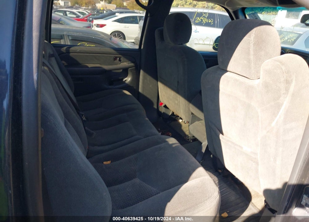 2004 CHEVROLET SILVERADO 2500 LS VIN: 1GCGK23U34F107887