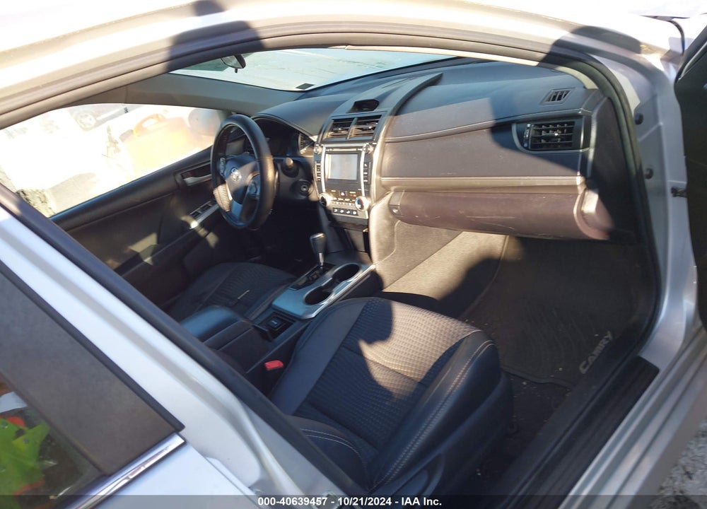 2014 TOYOTA CAMRY SE SPORT VIN: 4T1BF1FK3EU729952