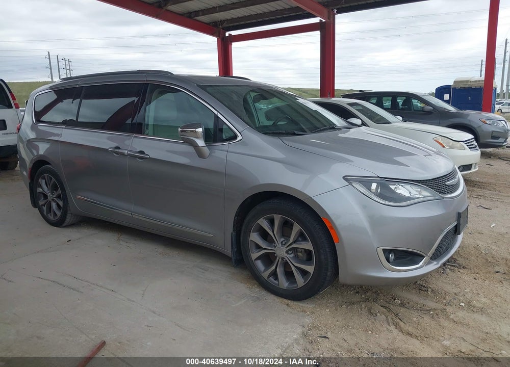 2017 CHRYSLER PACIFICA LIMITED VIN: 2C4RC1GG0HR763337
