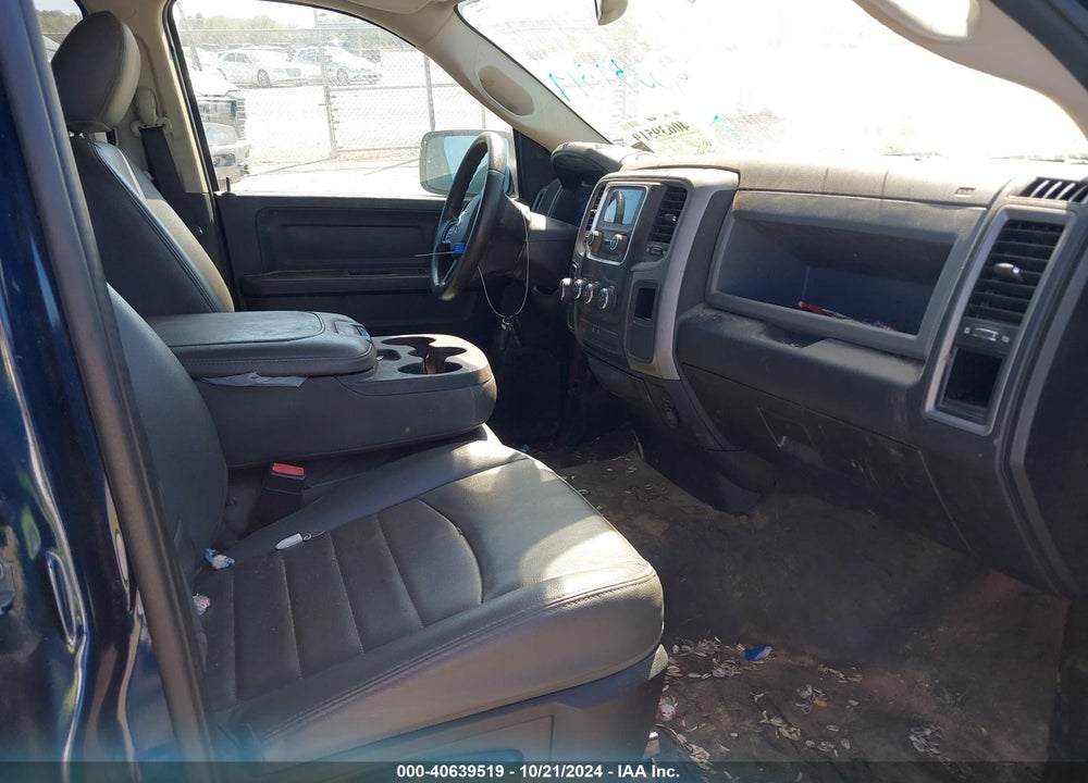 2019 RAM 1500 VIN: 1C6RR6FG1KS733239