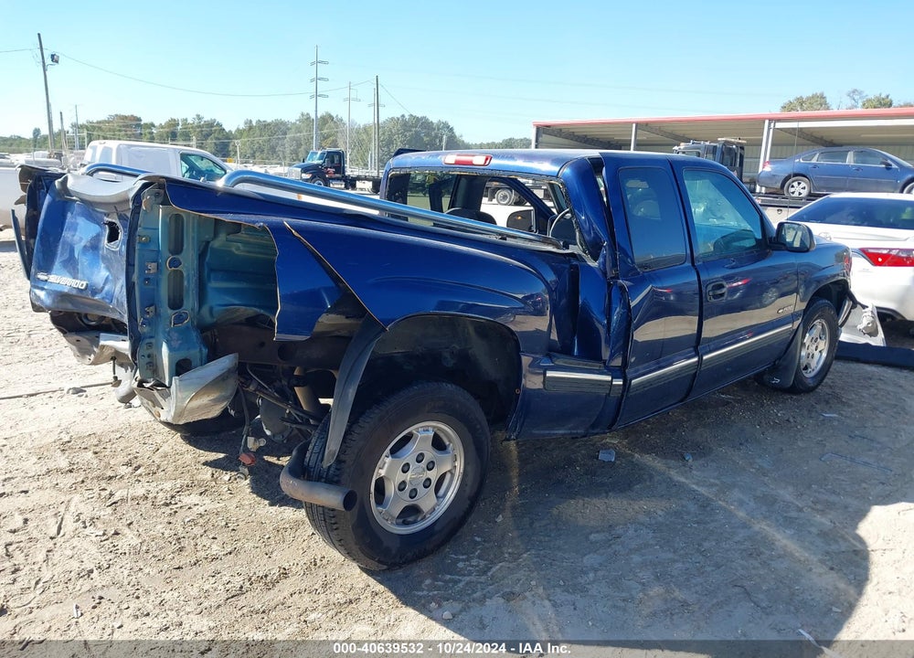 2001 CHEVROLET SILVERADO 1500 LS VIN: 2GCEC19T211404844