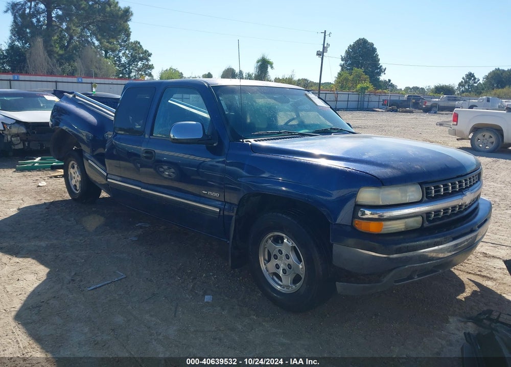 2001 CHEVROLET SILVERADO 1500 LS VIN: 2GCEC19T211404844