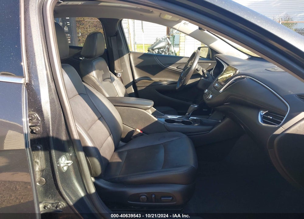 2018 CHEVROLET MALIBU VIN: 1G1ZD5STXJF109752