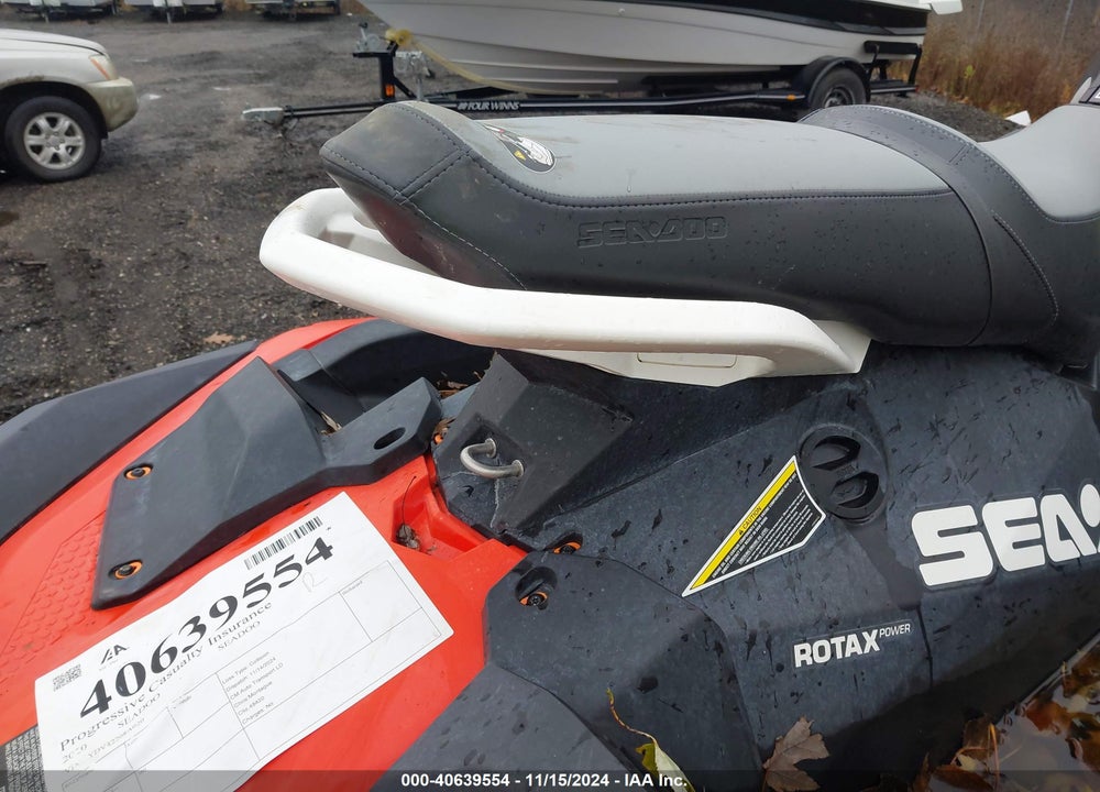2020 SEADOO --- VIN: YDV42208A020