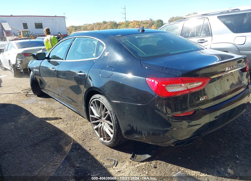 2016 MASERATI QUATTROPORTE GTS VIN: ZAM56PPA7G1185417