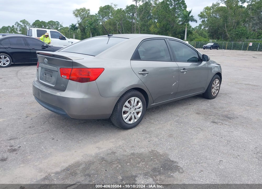 2011 KIA FORTE EX VIN: KNAFU4A24B5442823