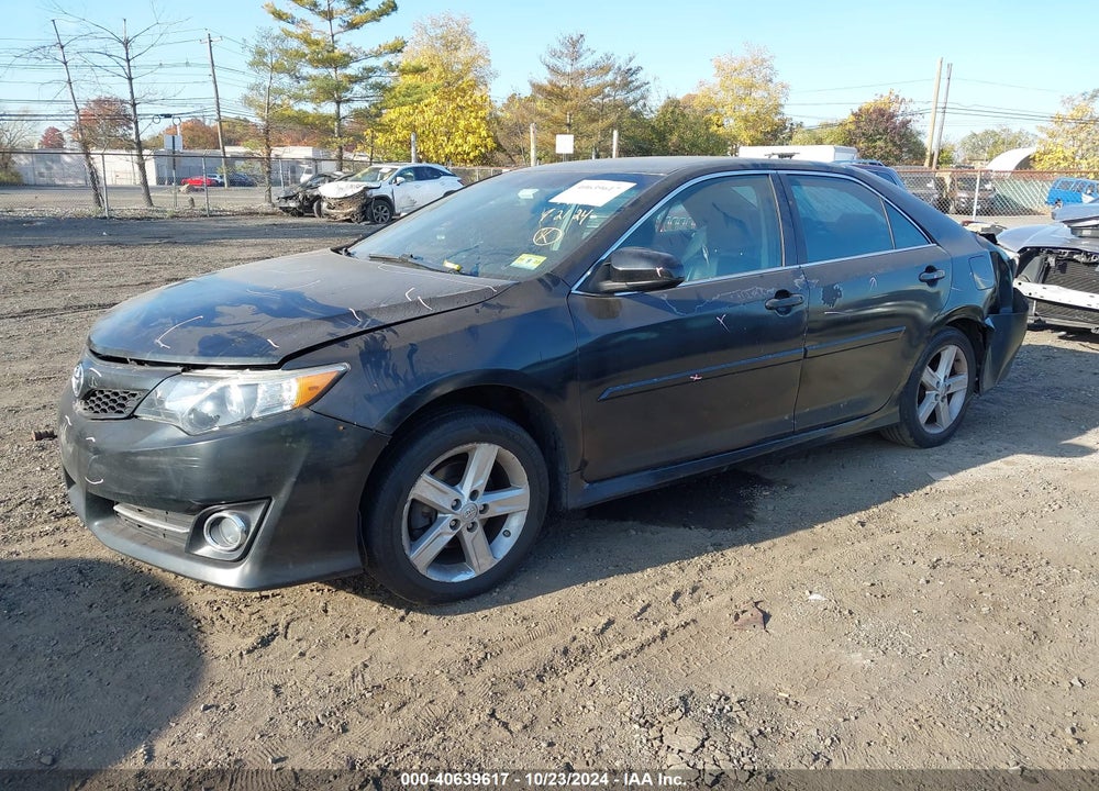 2014 TOYOTA CAMRY SE VIN: 4T1BF1FK1EU820332