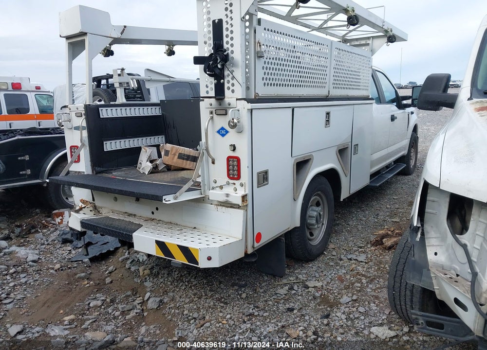 2021 FORD F-350 XL VIN: 1FD8X3A62MED08651