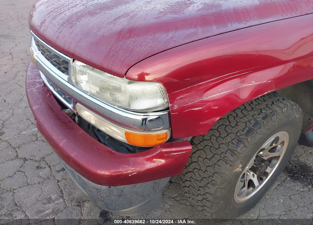 2003 CHEVROLET SUBURBAN 1500 LT VIN: 1GNFK16ZX3J123214