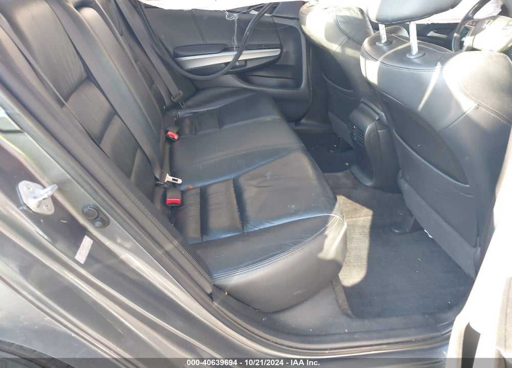 2010 HONDA ACCORD 2.4 EX-L VIN: 1HGCP2F80AA011658