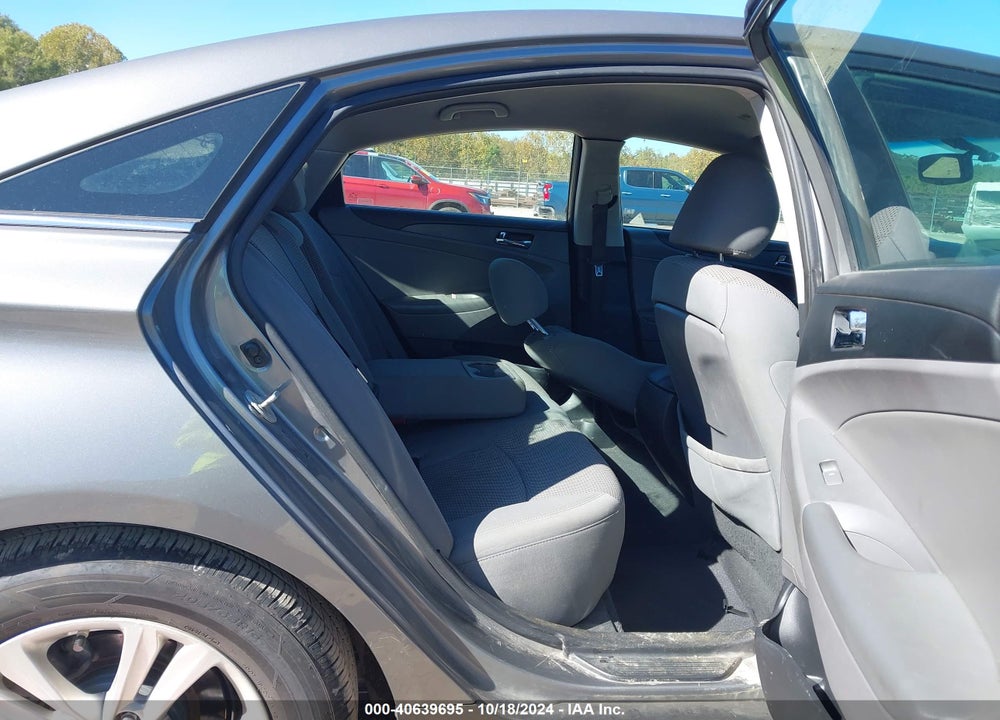 2013 HYUNDAI SONATA GLS VIN: 5NPEB4AC6DH512208