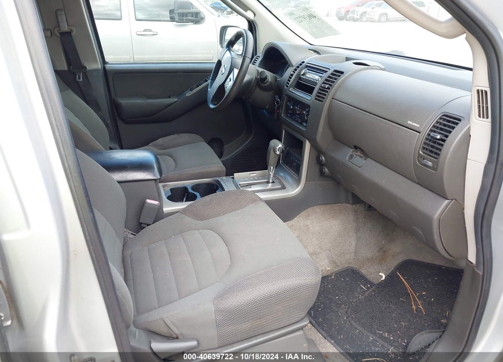 2005 NISSAN PATHFINDER XE VIN: 5N1AR18U65C751693