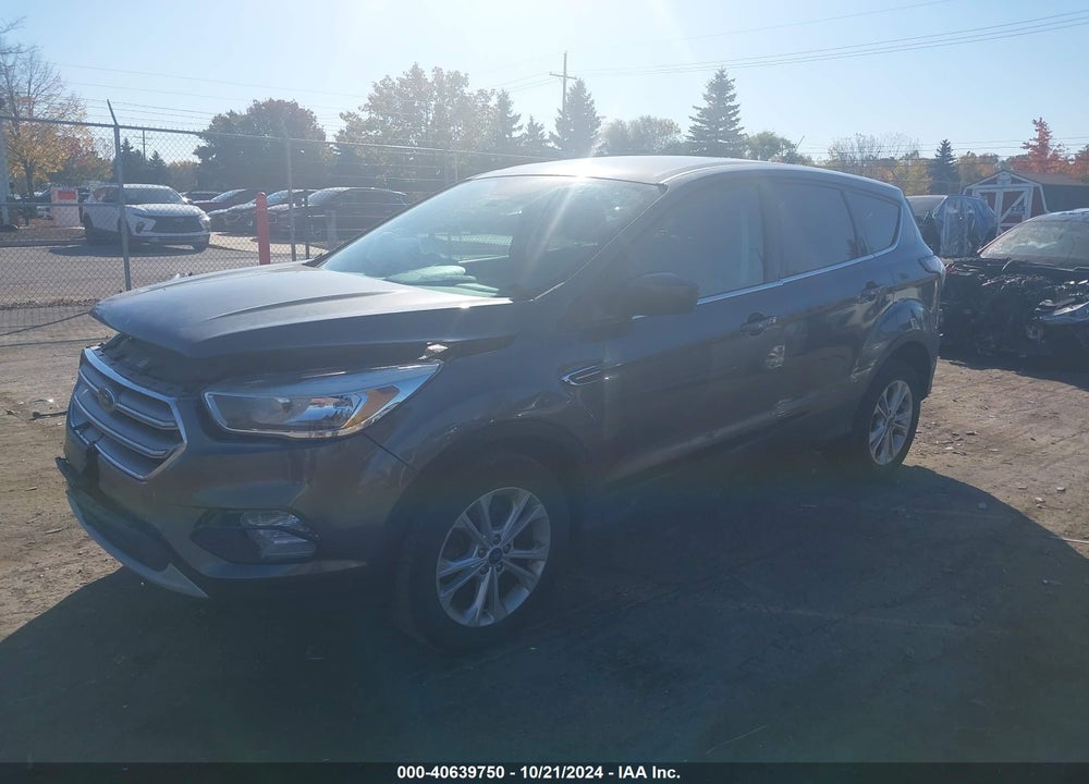 2017 FORD ESCAPE SE VIN: 1FMCU9GD8HUE61350