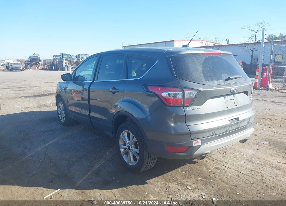 2017 FORD ESCAPE SE VIN: 1FMCU9GD8HUE61350