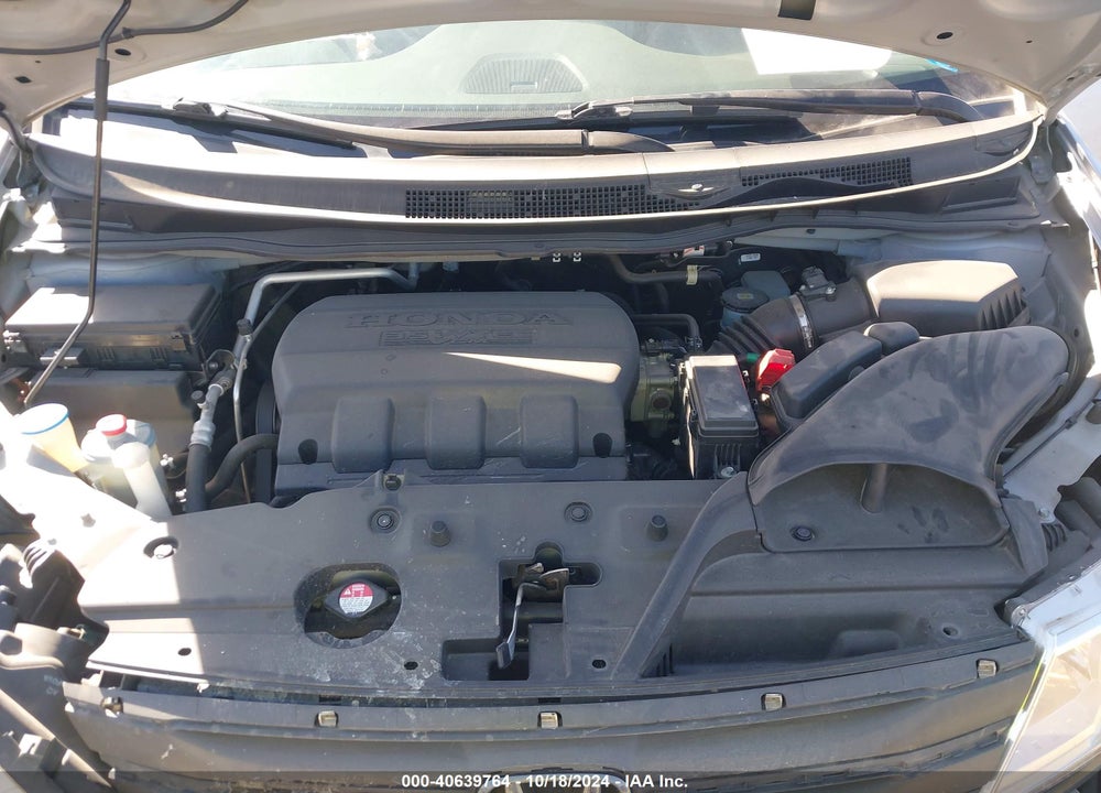 2011 HONDA ODYSSEY LX VIN: 5FNRL5H23BB081789