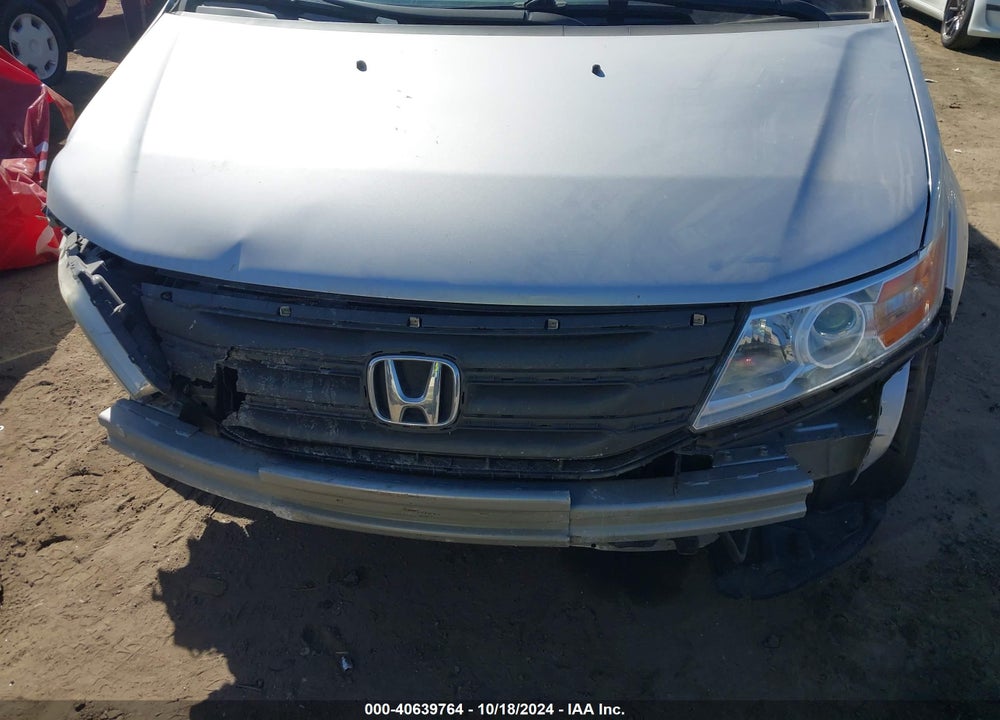 2011 HONDA ODYSSEY LX VIN: 5FNRL5H23BB081789