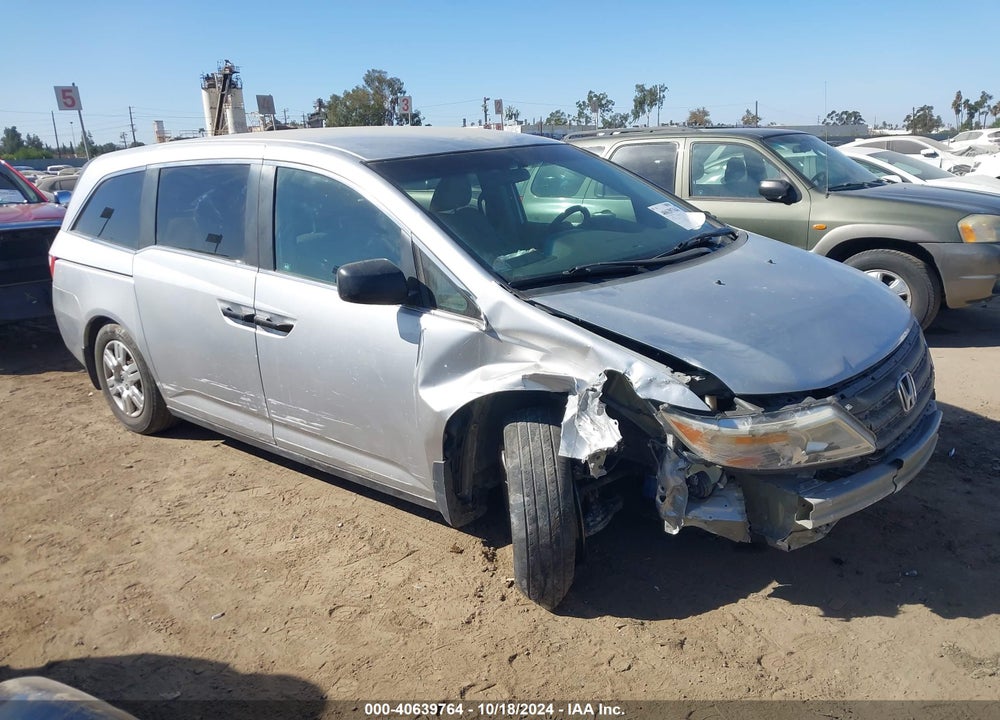 2011 HONDA ODYSSEY LX VIN: 5FNRL5H23BB081789