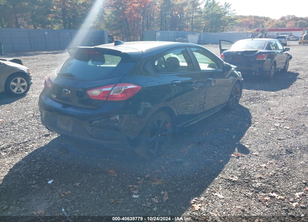 2017 CHEVROLET CRUZE LT AUTO VIN: 3G1BE6SMXHS617660