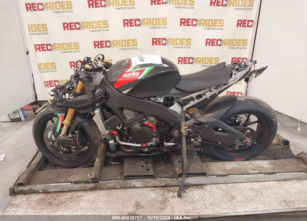 2020 APRI RSV4 VIN: ZD4KEB007LS000323