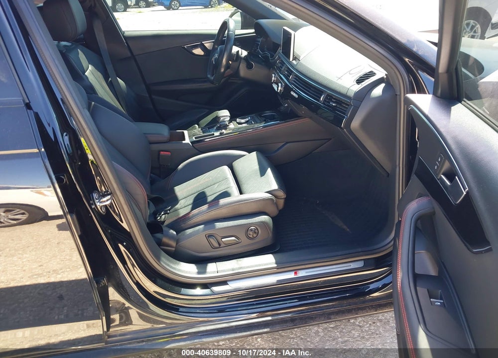2018 AUDI A4 2.0T PREMIUM/2.0T TECH PREMIUM VIN: WAUENAF43JA105504