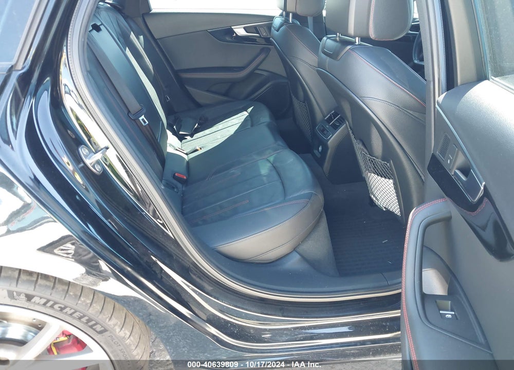 2018 AUDI A4 2.0T PREMIUM/2.0T TECH PREMIUM VIN: WAUENAF43JA105504