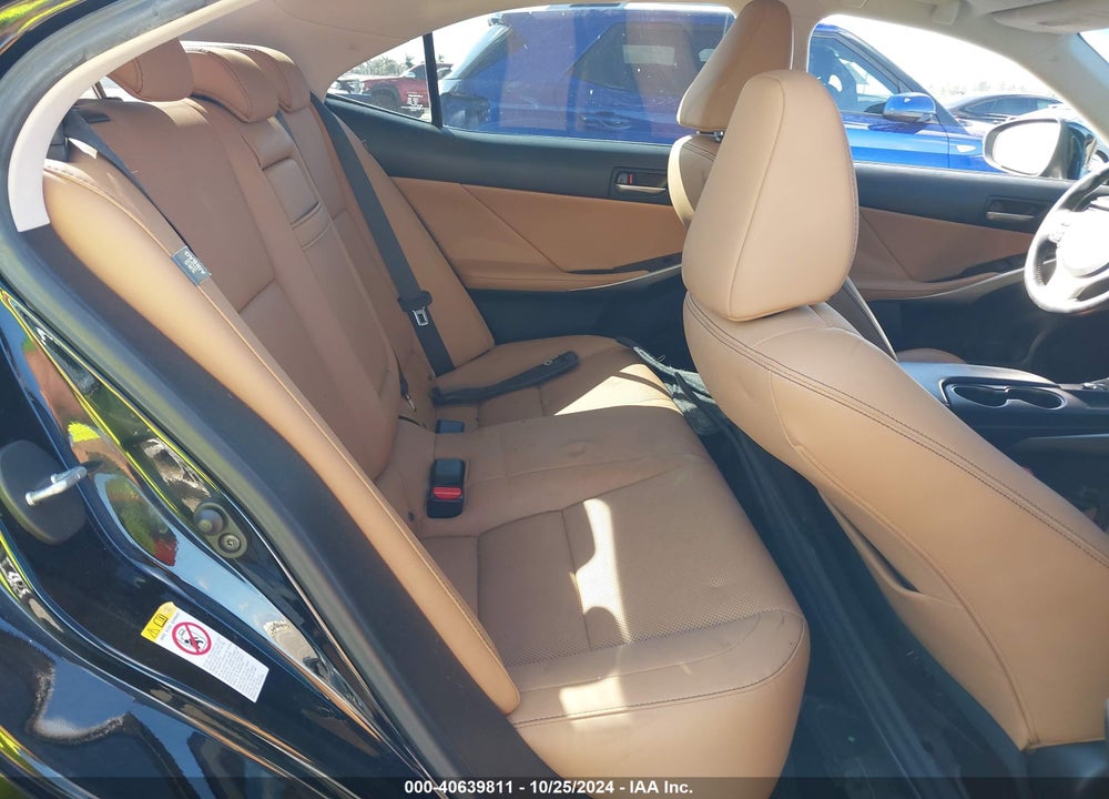 2018 LEXUS IS 300 VIN: JTHBA1D27J5067740