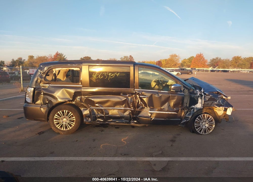 2014 CHRYSLER TOWN & COUNTRY TOURING-L VIN: 2C4RC1CG9ER455696
