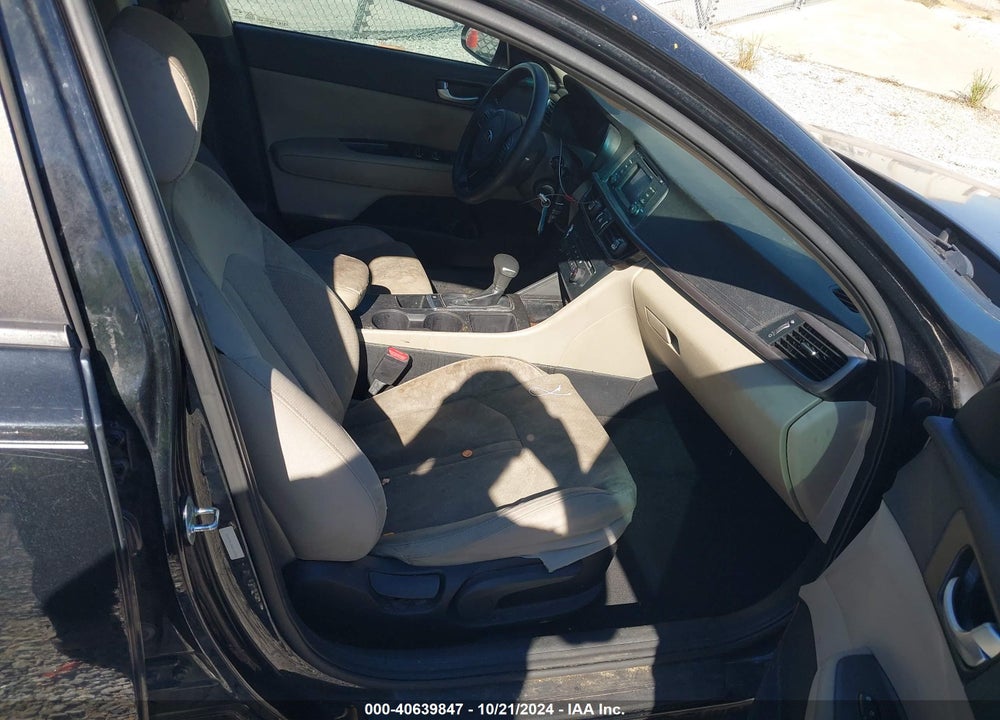2016 KIA OPTIMA LX VIN: 5XXGT4L34GG108388