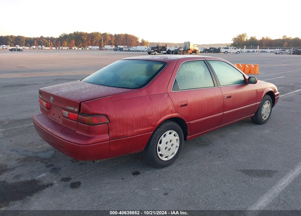 1997 TOYOTA CAMRY LE VIN: 4T1BG22KXVU078893