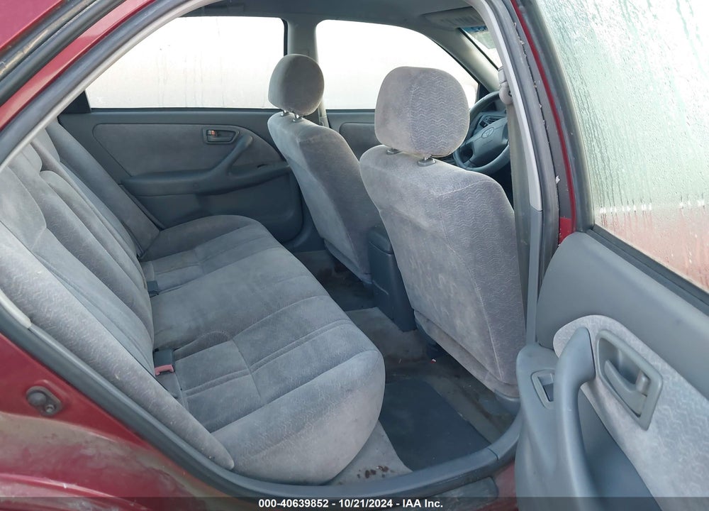 1997 TOYOTA CAMRY LE VIN: 4T1BG22KXVU078893