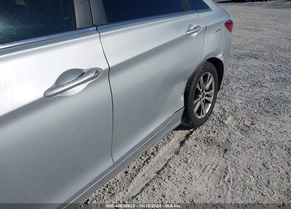 2011 HYUNDAI SONATA GLS VIN: 5NPEB4AC5BH014109