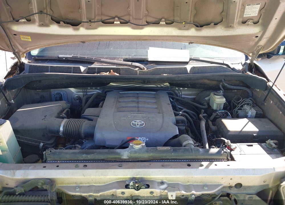 2008 TOYOTA TUNDRA SR5 5.7L V8 VIN: 5TFBV541X8X040714