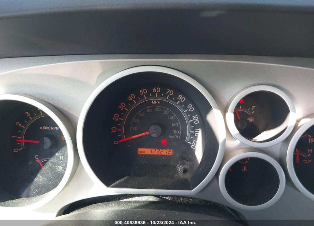 2008 TOYOTA TUNDRA SR5 5.7L V8 VIN: 5TFBV541X8X040714