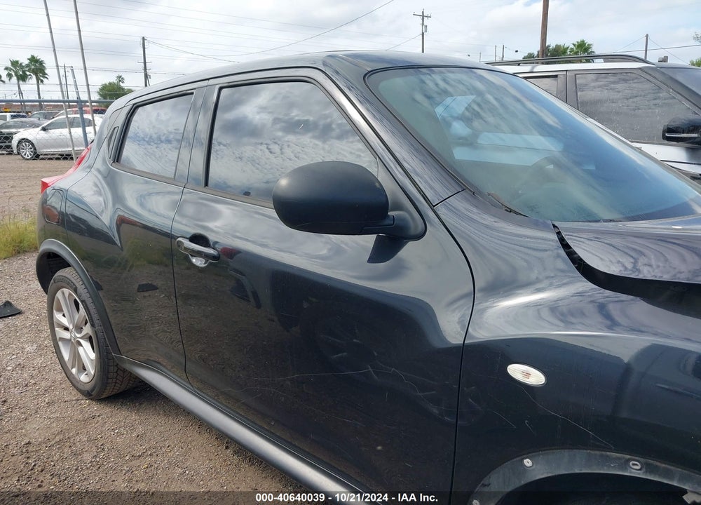 2014 NISSAN JUKE S VIN: JN8AF5MR4ET358057