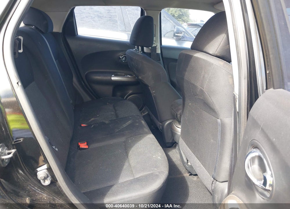 2014 NISSAN JUKE S VIN: JN8AF5MR4ET358057