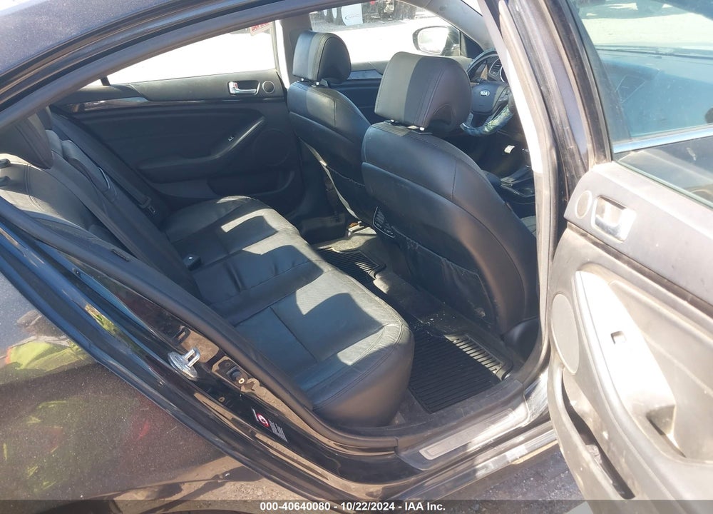 2016 KIA CADENZA PREMIUM VIN: KNALN4D71G5218116